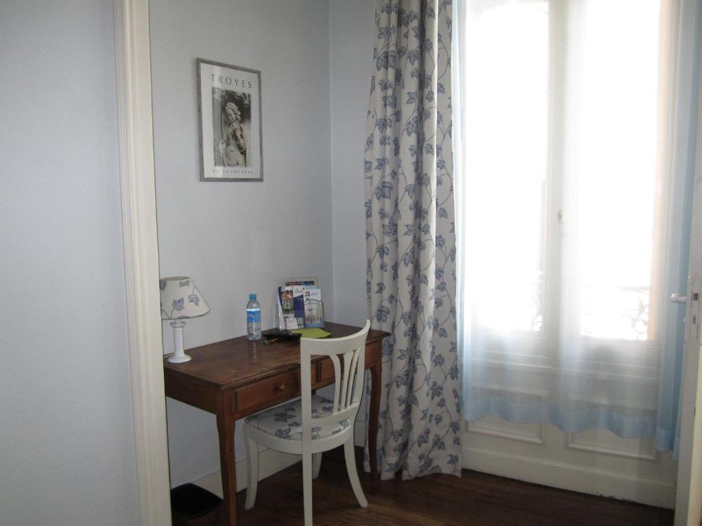 Hotel Arlequin Troyes Værelse billede
