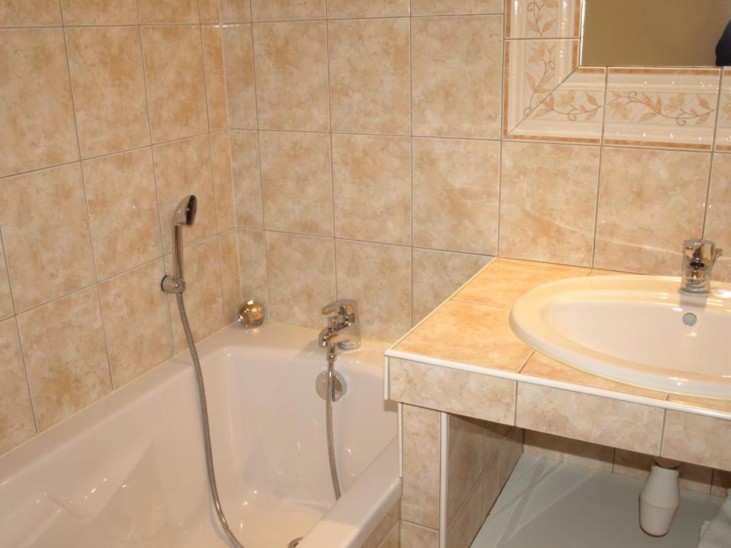 Hotel Arlequin Troyes Værelse billede